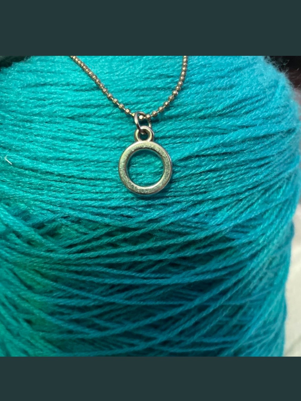 Minimalist Silver Tone Plastic Circle Pendant Necklace Charm